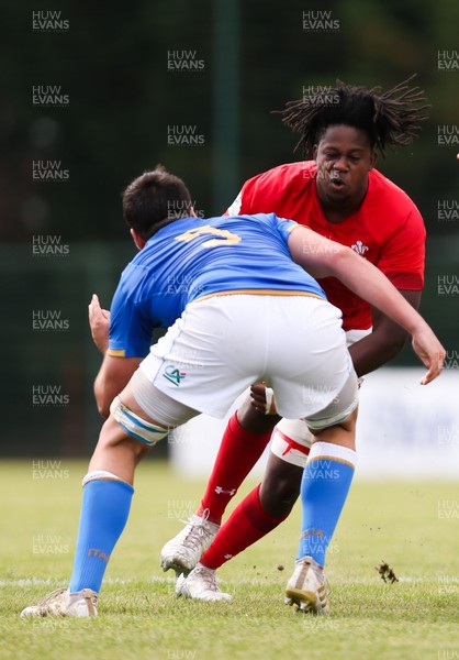 170618 - Wales U20 v Italy U20, World Rugby U20 Championship 7th Place Play Off -  Max Williams of Wales takes on Edoardo Iachizzi of Italy 