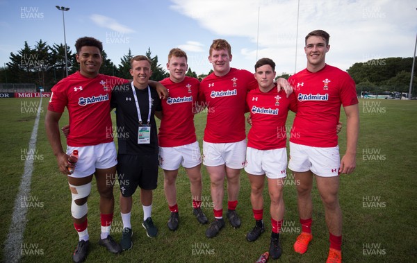 170618 - Wales U20 v Italy U20, World Rugby U20 Championship 7th Place Play Off - Left to right, Ben Thomas, Ben Jones, Iestyn Harris, Rhys Carre, Dane Blacker and Max Llewellyn at the end of the match