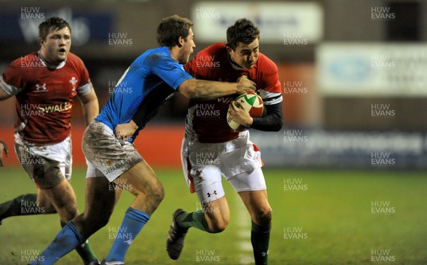 19.03.10 - Wales Under 20 v Italy Under 20 - Under 20 Six Nations 2010 - Matthew Jarvis of Wales. 