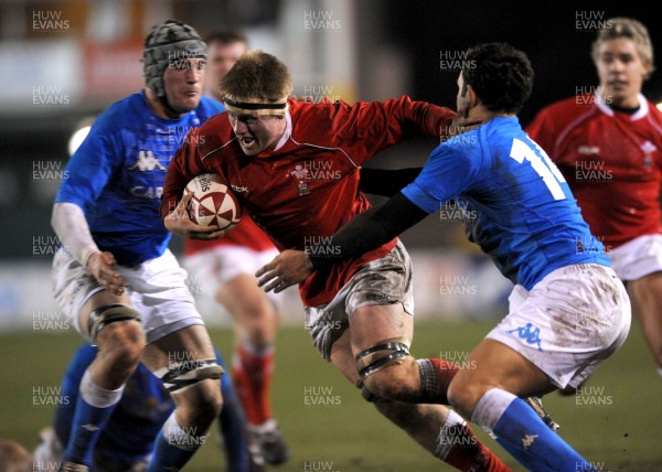 22.02.08 - Wales Under 20 v Italy Under 20 - Under 20 Six Nations - Wales' Nic Cudd is tackled by Andrea Bacchetti 