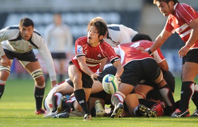 10.06.08 - Wales Under 20s v Japan Under 20s - IRB Junior World Championship - Japan's Shuhei Oshima gets the ball to his backs 