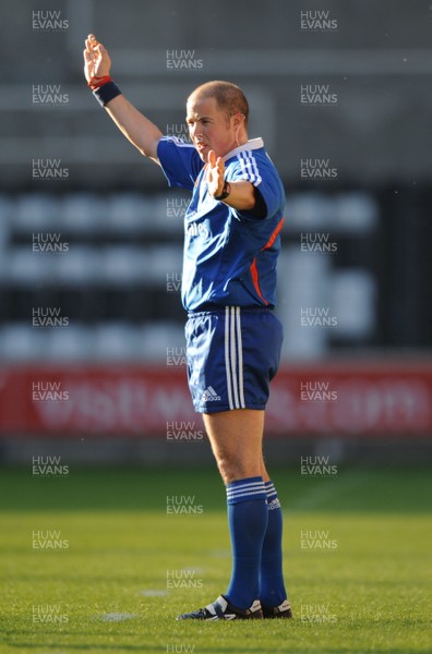 10.06.08 - Wales Under 20s v Japan Under 20s - IRB Junior World Championship - Referee Peter Fitzgibbon 
