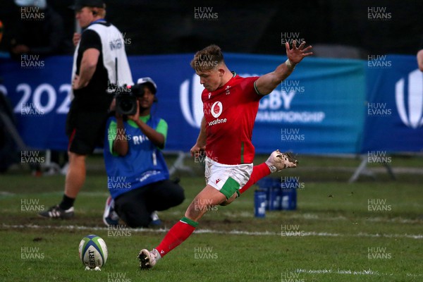 240623 - Wales v New Zealand - World Rugby U20 Championship - Dan Edwards of Wales successfully kicks a conversion