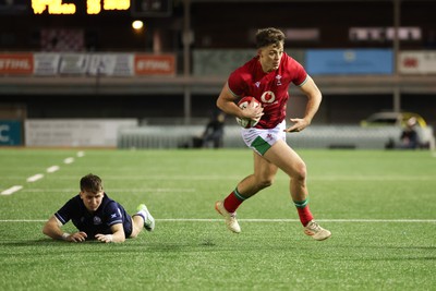 020224 - Wales v Scotland, U20 6 Nations 2024 - Louie Hennessey of Wales breaks away