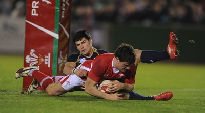 100212 - Wales Under 20 v Scotland Under 20 - Under 20 Six Nations -Luke Morgan of Wales runs in to score try