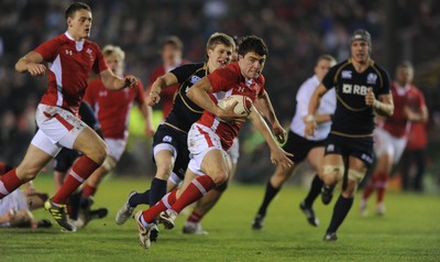 100212 - Wales Under 20 v Scotland Under 20 - Under 20 Six Nations -Luke Morgan of Wales runs in to score try