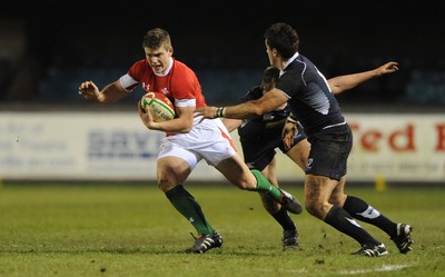 12.02.10 - Wales Under 20 v Scotland Under 20 - Under 20 Six Nations - Scott Williams of Wales tries to find a way through. 