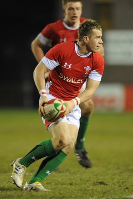 12.02.10 - Wales Under 20 v Scotland Under 20 - Under 20 Six Nations - Gareth Davies of Wales. 