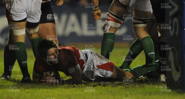 12.02.10 - Wales Under 20 v Scotland Under 20 - Under 20 Six Nations - Rhys Downes of Wales scores try. 