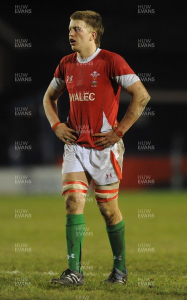 12.02.10 - Wales Under 20 v Scotland Under 20 - Under 20 Six Nations - Macauley Cook of Wales. 