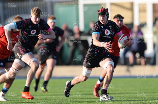 121225 - Wales U20 v Scotland U20, International Friendly - Joe Denman of Wales breaks away