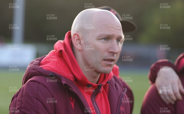 121225 - Wales U20 v Scotland U20, International Friendly - Wales U20 head coach Richard Whiffin speaks to his team at the end of the match