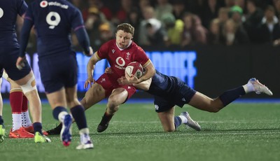 200226 - Wales U20 v Scotland U20, 2026 U20 Six Nations - Tom Bowen of Wales attacks