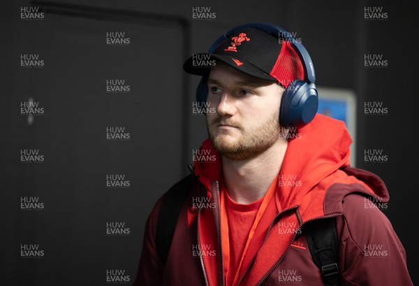 200226 - Wales U20 v Scotland U20, 2026 U20 Six Nations - Evan Minto of Wales arrives at the Arms Park ahead of the match