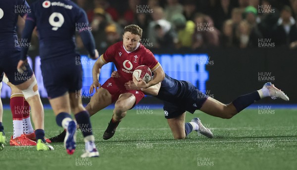200226 - Wales U20 v Scotland U20, 2026 U20 Six Nations - Tom Bowen of Wales attacks