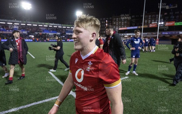 200226 - Wales U20 v Scotland U20, 2026 U20 Six Nations - Wales players at the end of the match