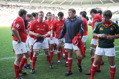 22.06.08 - Wales Under 20 v South Africa Under 20 - IRB Junior World Championship 2008 - 3rd Place Play-Off - Wales players look dejected as they leave the field. 