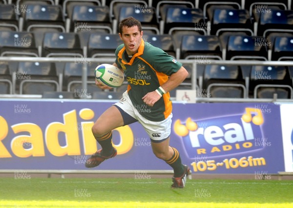22.06.08 - Junior World Championship 2008 3rd Place Play Off - Wales v South Africa South Africa's Francois Brummer scores try 