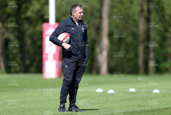 100518 - Wales U20s Training - Head Coach Jason Strange