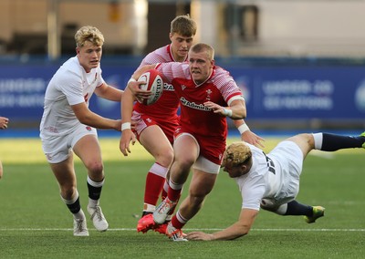 070721 - Wales U20 v England U20, 2021 Six Nations U20 Championship - Ioan Evans of Wales breaks away