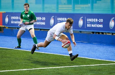 070721 - Wales U20 v England U20, 2021 Six Nations U20 Championship - Arthur Relton of England races in to score try