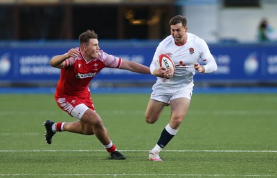 070721 - Wales U20 v England U20, 2021 Six Nations U20 Championship - Tom Roebuck of England breaks away