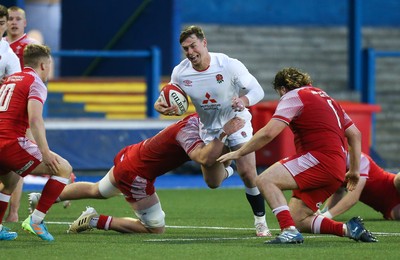 070721 - Wales U20 v England U20, 2021 Six Nations U20 Championship - Tom Roebuck of England looks for a gap