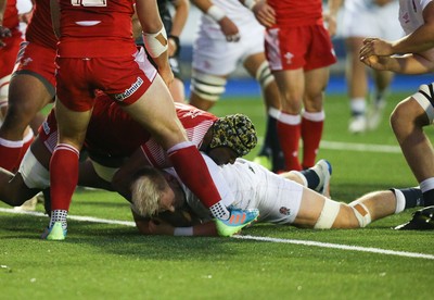 070721 - Wales U20 v England U20, 2021 Six Nations U20 Championship - Nahum Merigan of England powers over to score try