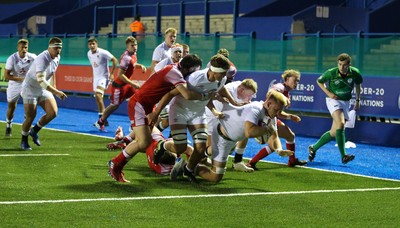 070721 - Wales U20 v England U20, 2021 Six Nations U20 Championship - Nahum Merigan of England powers over for a try in the final minute of the match