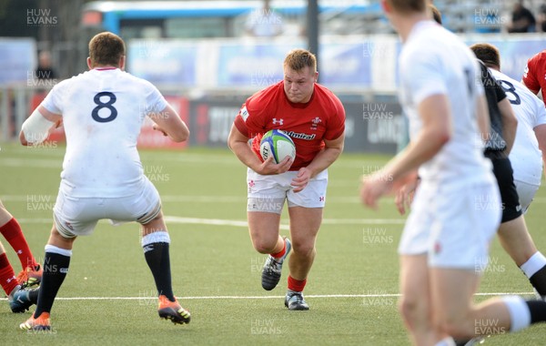 220619 - Wales U20 v England U20 - World Rugby Under 20 Championship - 5th Place Final - Dewi Blake of Wales takes on England U20 number 8 Tom Willis