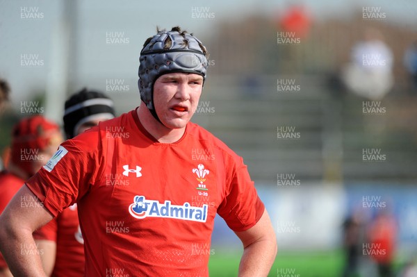 220619 - Wales U20 v England U20 - World Rugby Under 20 Championship - 5th Place Final -  Jac Price of Wales