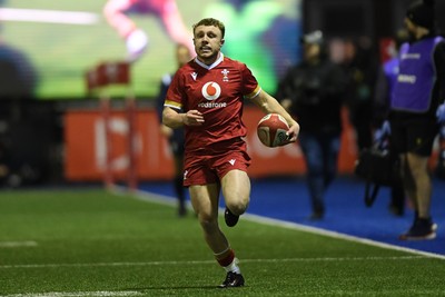 140325 - Wales U20 v England U20 - Six Nations Chamionship - Tom Bowen of Wales U20s