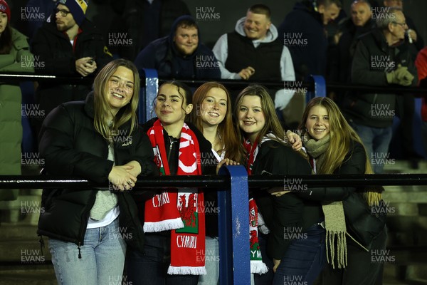 140325 - Wales U20s v England U20s - U20s Six Nations Championship - Fans