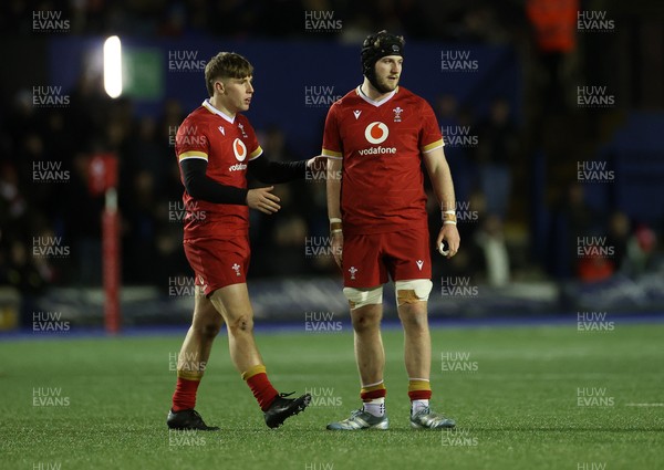 140325 - Wales U20s v England U20s - U20s Six Nations Championship - Steffan Emanuel and Evan Minto of Wales 