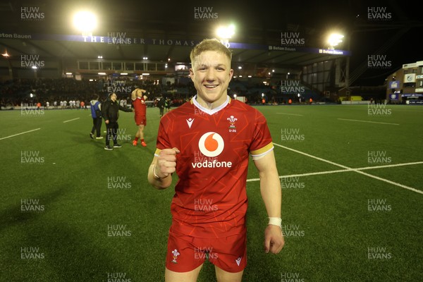 140325 - Wales U20s v England U20s - U20s Six Nations Championship - Harry Beddall of Wales celebrates at full time