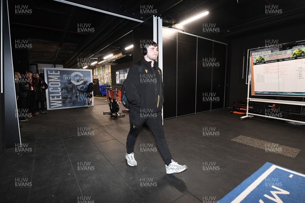 140325 - Wales U20 v England U20 - Six Nations Chamionship - Wales players arrive at the stadium ahead of the match