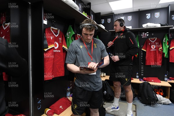 140325 - Wales U20 v England U20 - Six Nations Chamionship - Wales players arrive at the stadium ahead of the match