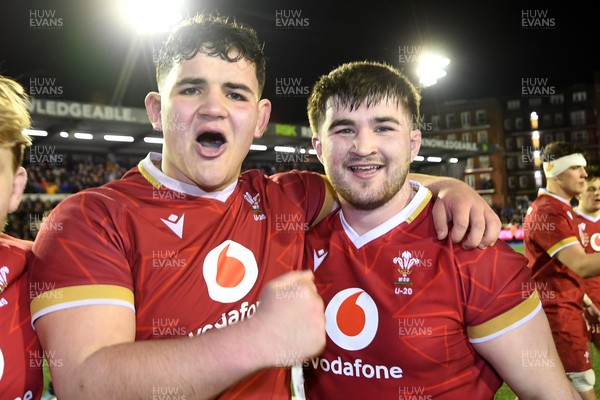 140325 - Wales U20 v England U20 - Six Nations Chamionship - Sam Scott and Harry Thomas of Wales U20s celebrates the win at full time