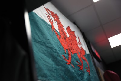 140226 - Wales U20s v France U20s - U20s Six Nations Championship - Wales dressing room before the game