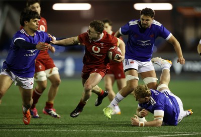 140226 - Wales U20s v France U20s - U20s Six Nations Championship - Tom Bowen of Wales makes a break
