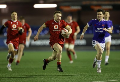 140226 - Wales U20s v France U20s - U20s Six Nations Championship - Tom Bowen of Wales 