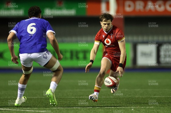 140226 - Wales U20s v France U20s - U20s Six Nations Championship - Carwyn Leggatt-Jones of Wales 