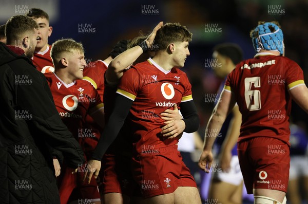 140226 - Wales U20s v France U20s - U20s Six Nations Championship - Steffan Emanuel of Wales celebrates scoring a try with team mates