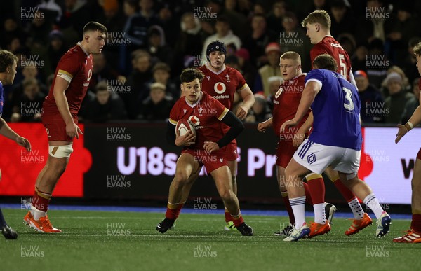 140226 - Wales U20s v France U20s - U20s Six Nations Championship - Sion Davies of Wales 