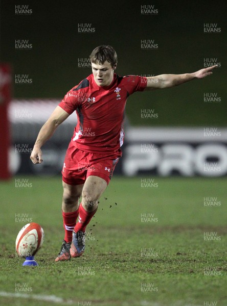 130315 - Wales U20s v Ireland U20s - RBS 6 Nations - Jarrod Evans of Wales kicks a penalty