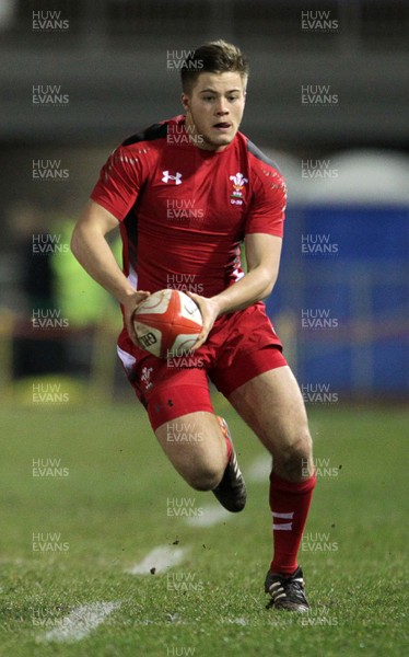 130315 - Wales U20s v Ireland U20s - RBS 6 Nations - Joe Gage of Wales