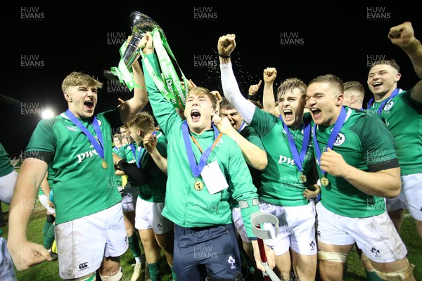 150319 - Wales U20s v Ireland U20s - U20s 6 Nations Championship - Ireland celebrate winning the Grand Slam
