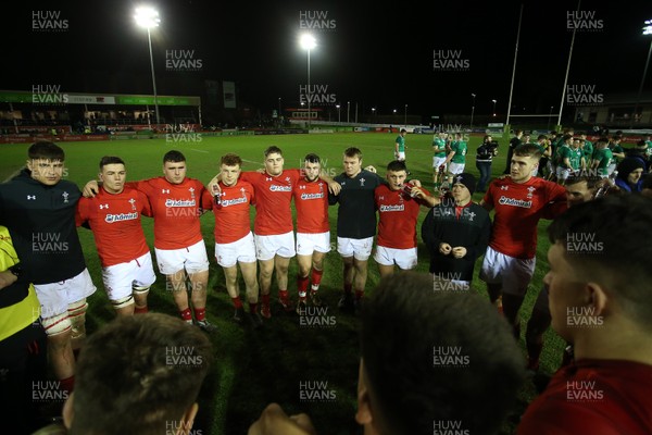 150319 - Wales U20s v Ireland U20s - U20s 6 Nations Championship - Wales team huddle at full time