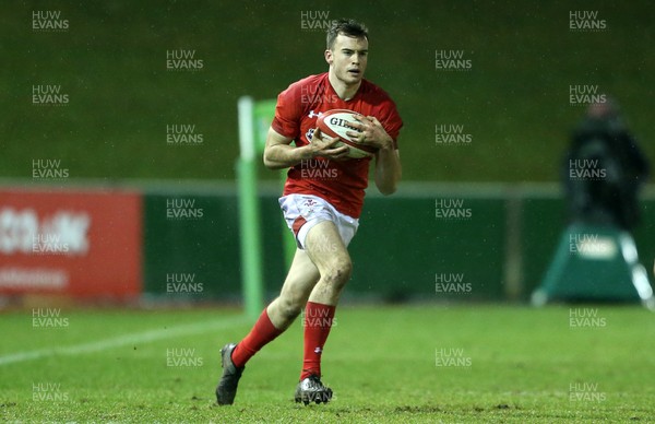 090318 - Wales U20s v Italy U20s - Natwest 6 Nations Championship - Cai Evans of Wales