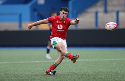 130625 - Wales U20s v Italy U20s - Friendly - Harri Wilde of Wales kicks the conversion